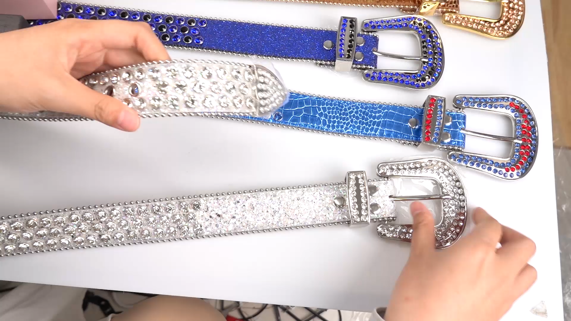 DIY Rhinestone Belt Guide - Create a Sparkling Accessory 